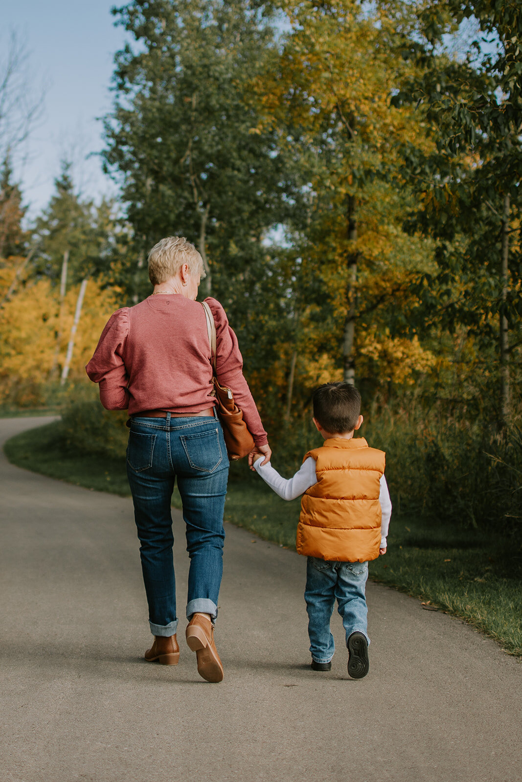 candid family photographer alberta