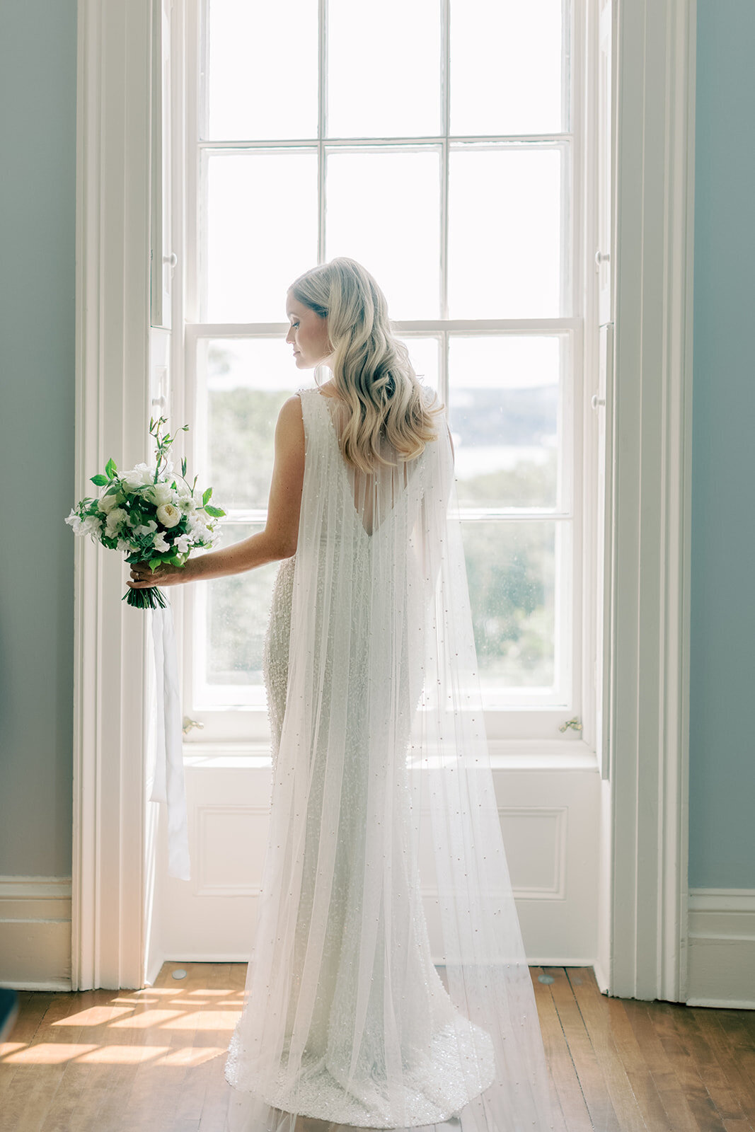 Junophoto-alfresco-italian-wedding-vibes-at-Domaine-Cataraqui-022