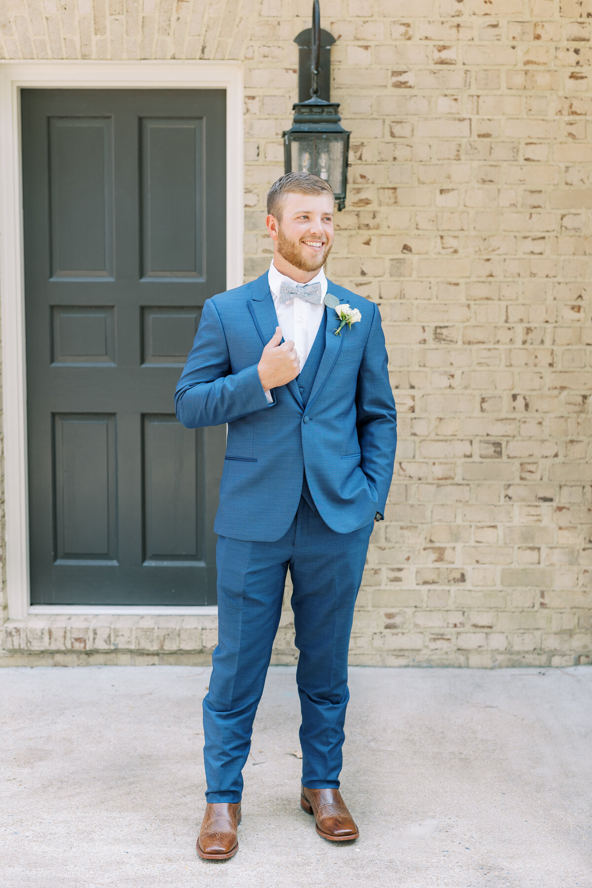 Cora+Cameron.WeddingSneaks-12