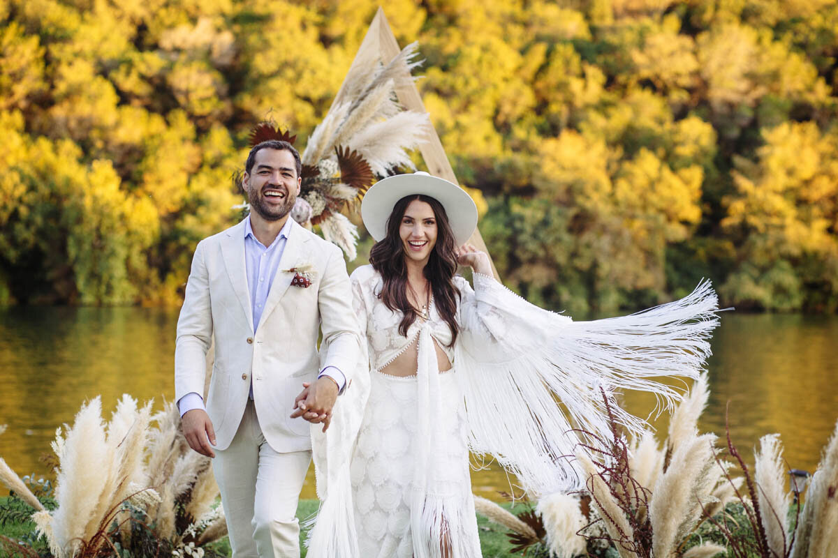 fall-wedding-fringe-sleeve-dress