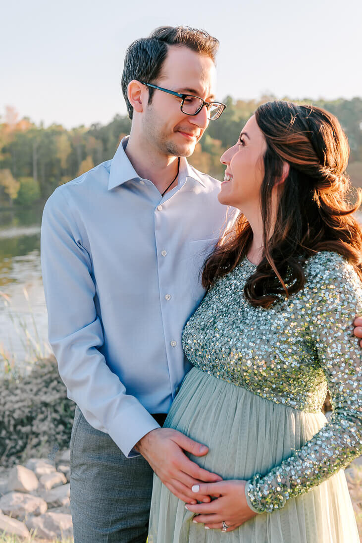 maternity-photoshoot-ideas-3