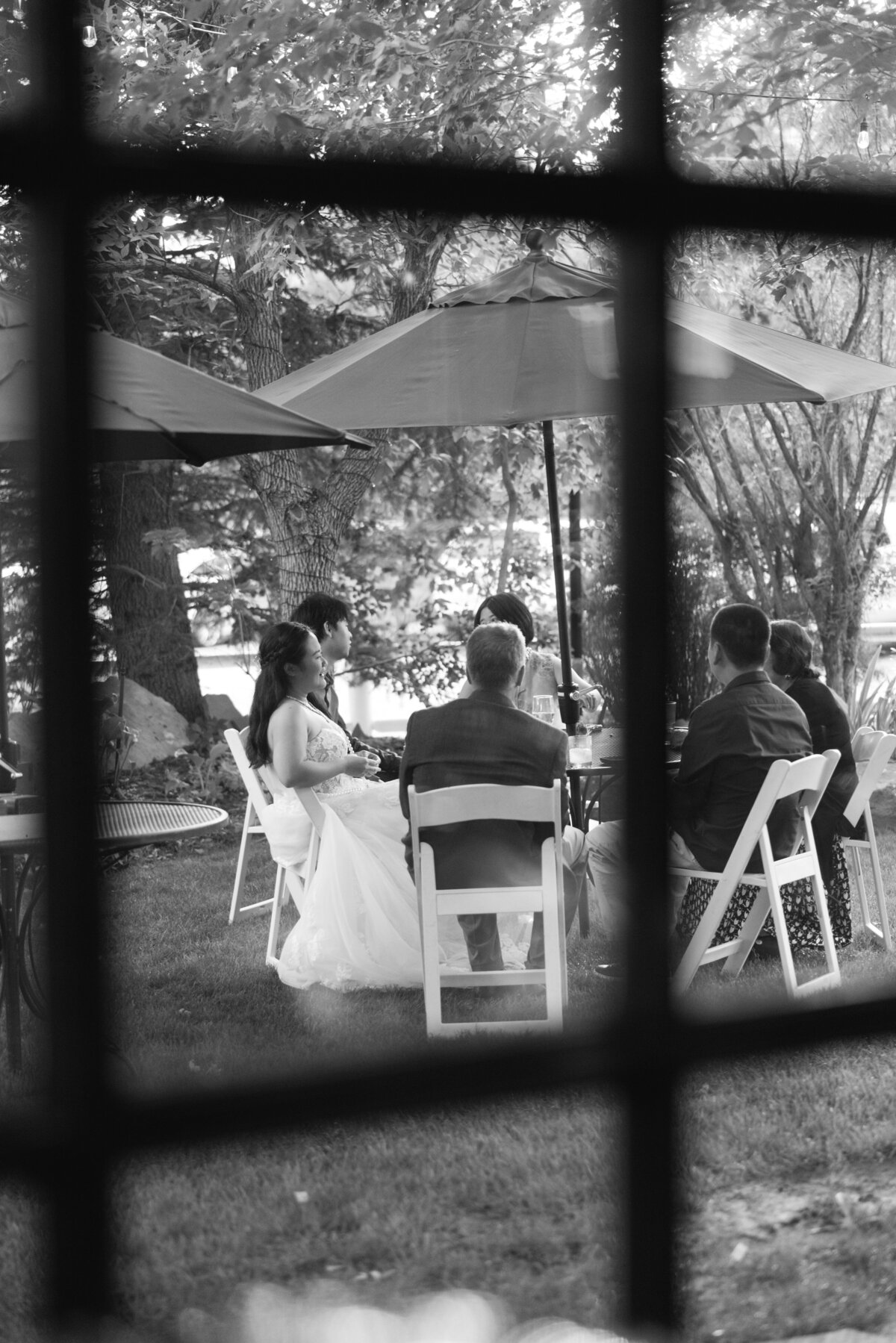 Vale-Robert_Danielle-Pearce-Photo-0705-2