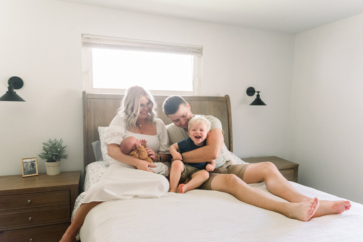 cassie-nichole-photography-dayton-family-photographer-smith-family-asher-newborn-session-38