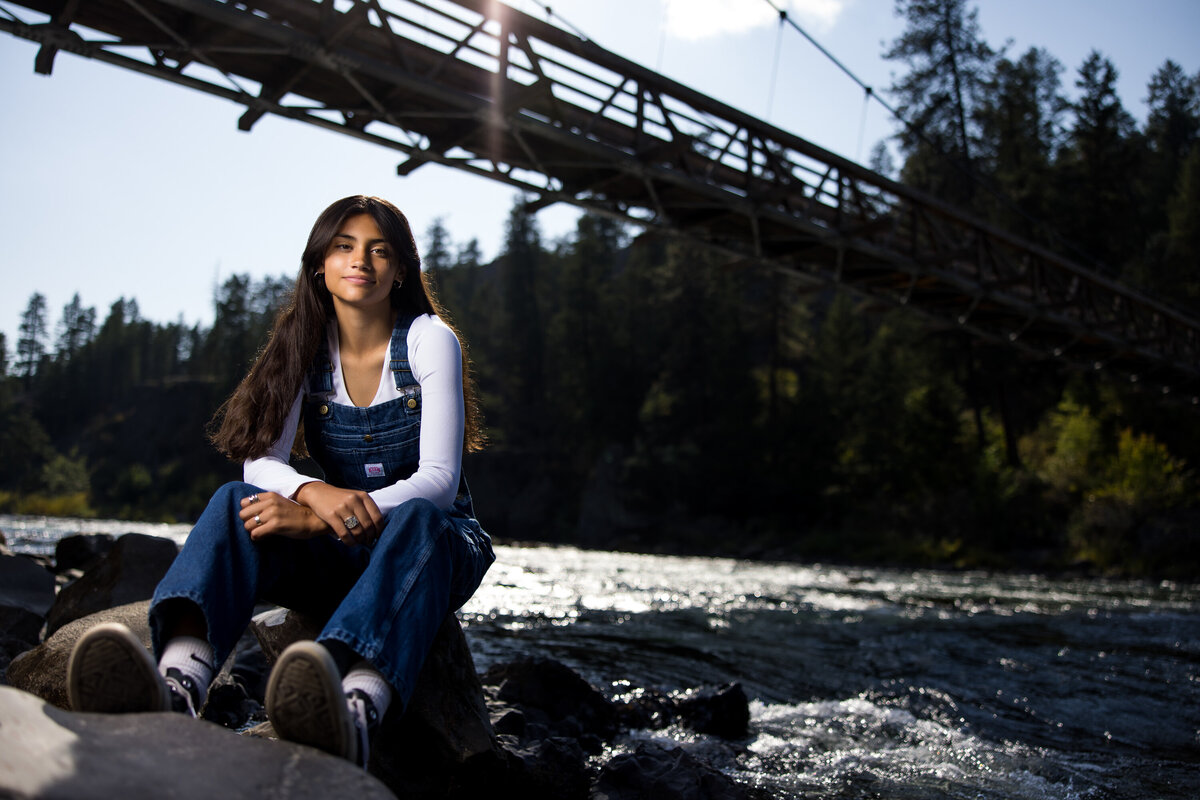 portrait-senior-highschool-spokane-bridge-river