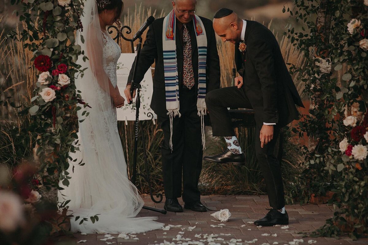 Lana&Greg_Ceremony_KiKiCreates-152