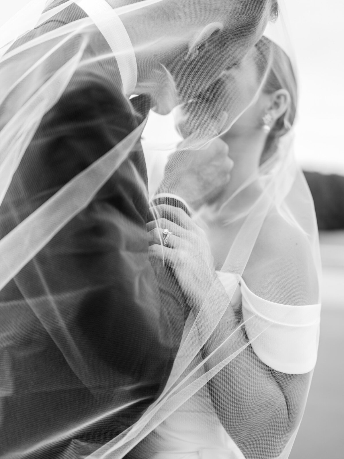 Elegant Charleston wedding photography in Charleston, SC