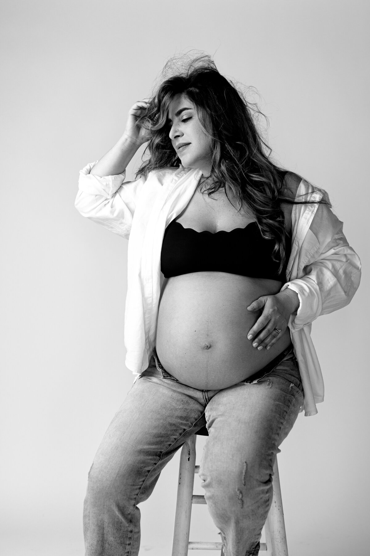 b&w studio maternity