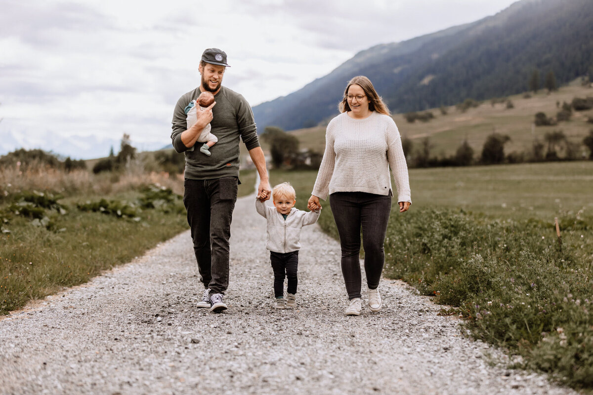 Tatjis_Fotografie_Hochzeitsfotografin Wallis_Familienfotos_Wallis_Hochzeitsfotos_-33