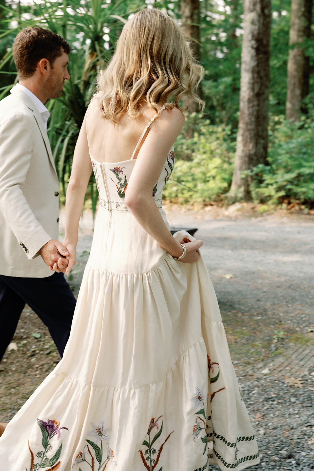 bride-dress-wedding