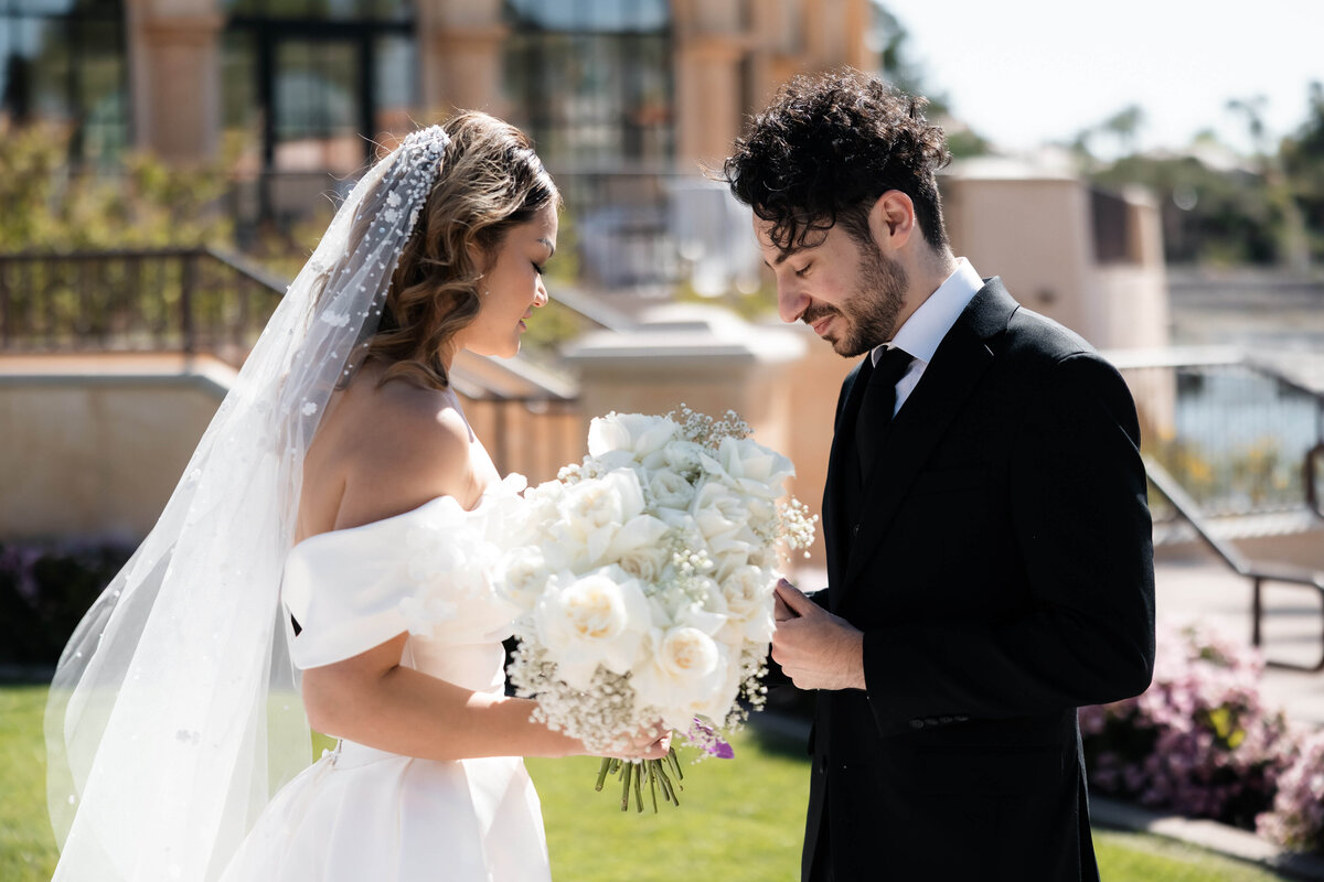 30_riskyexposure_marley-simon_las-vegas-elopement-photography