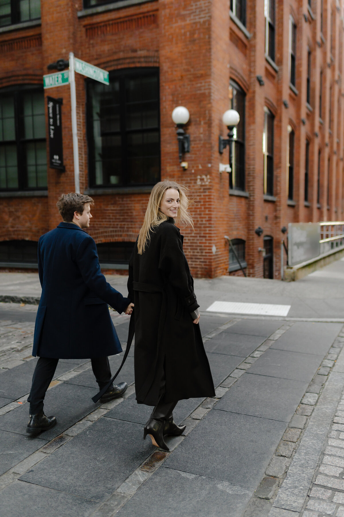 Brooklyn Bridge Engagement Photos 17