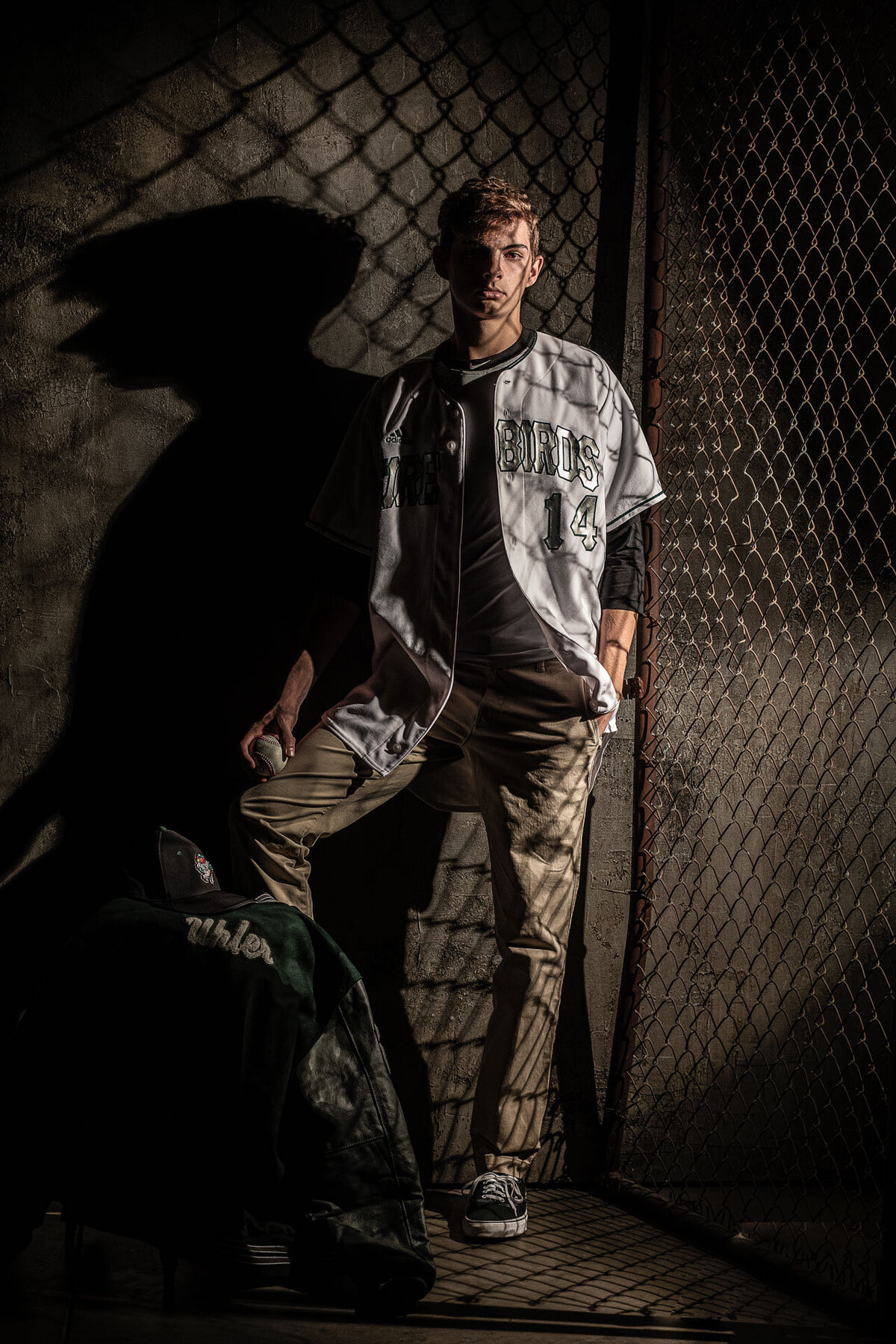 Uhler127_wkd_contrast