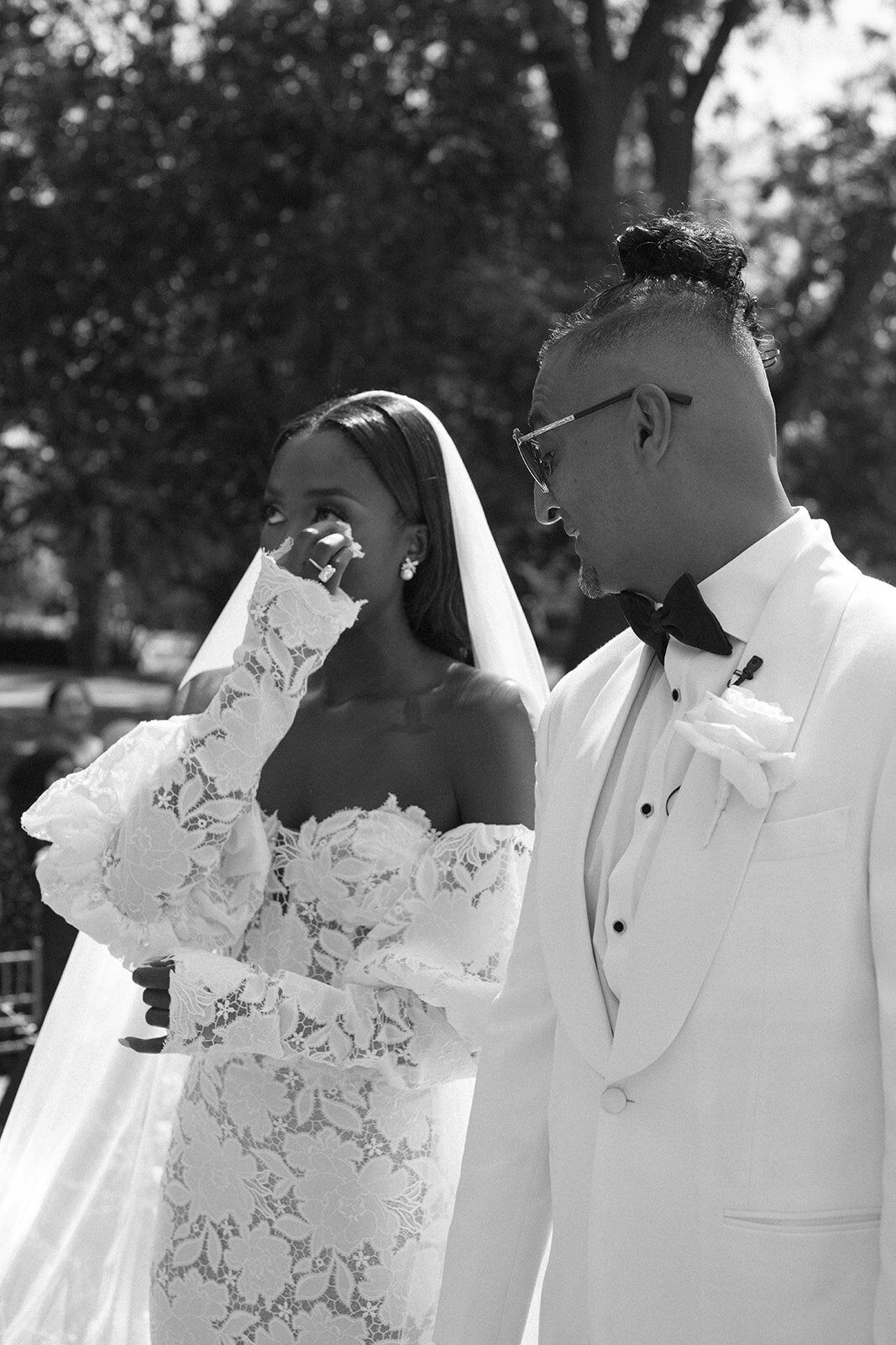 all-white-monkey-island-estate-wedding-19