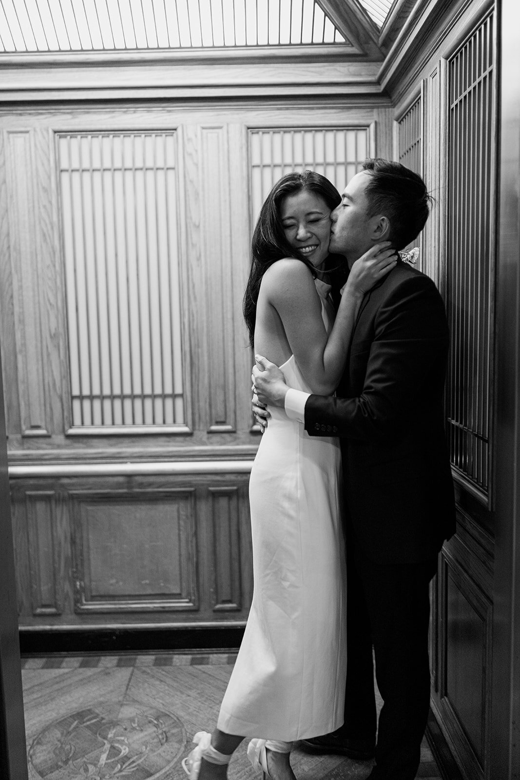 156_J&R_SF-CITY-HALL-Elopement-Wedding_CUD00681