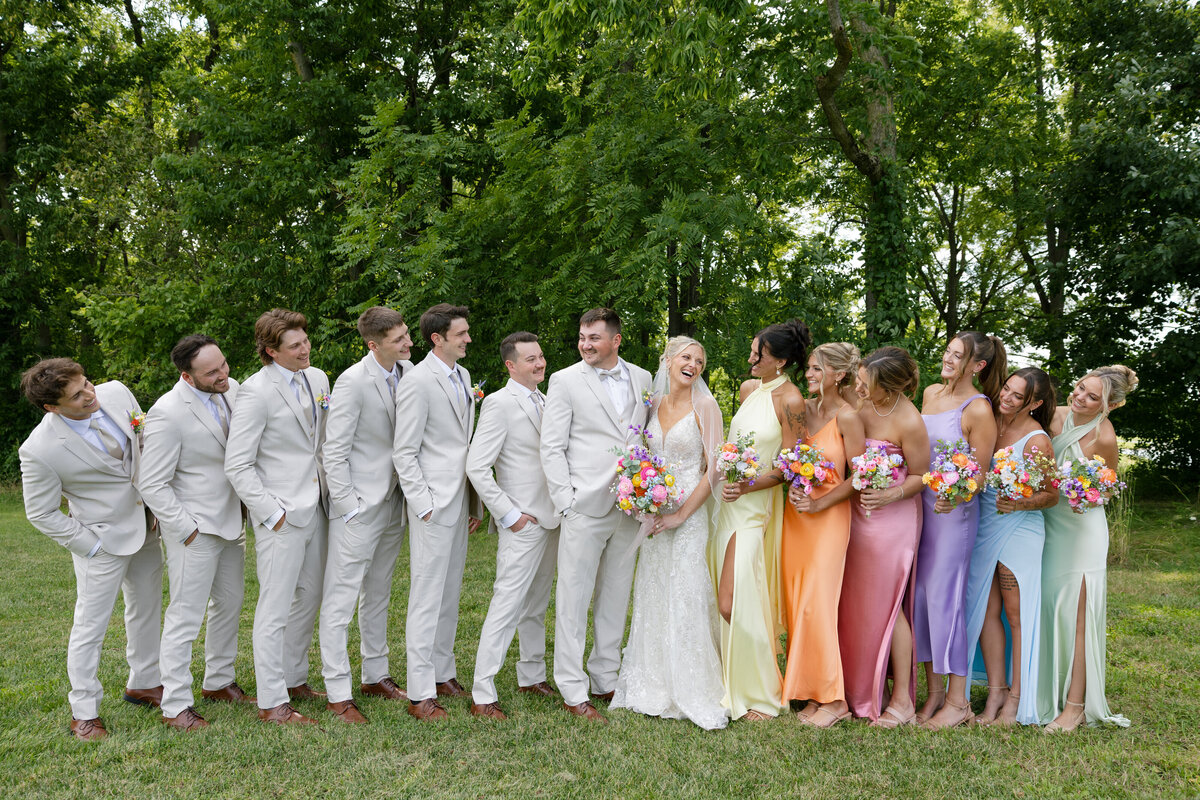 Emily Rowan Photo - Paige & Ryan Mohr - Wedding Day Sneak Peeks-84