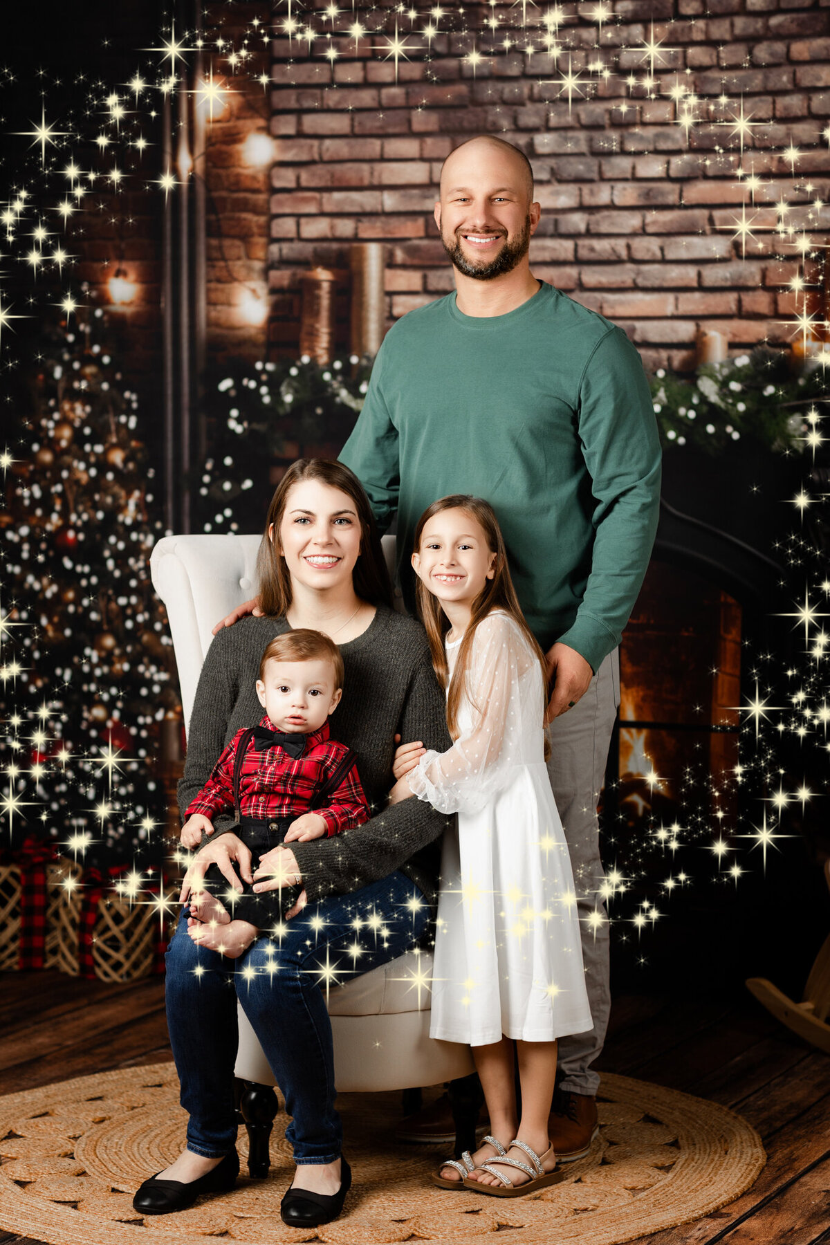 Best Cave Springs Holiday photographer, Santa Photos near me NW Arkansas, holiday portrait studioNWA holiday photographer, holiday portraits near me, Northwest Arkansas holiday photography, NW Arkansas holiday photos, NWA santa photos