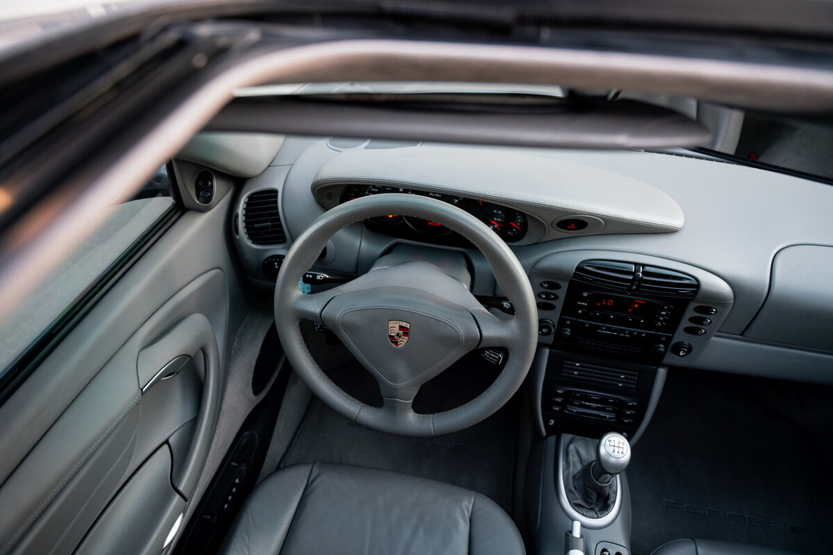 Porsche 911 Turbo-85