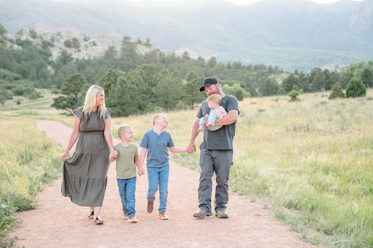 CO-Colorado-Springs-Magnolia-and-Grace-Photography-Co-Family-Session-KellyE# (1)-40