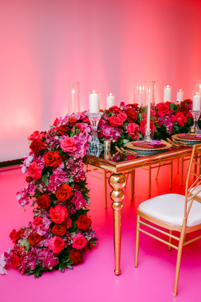 pink-party-birthday-thirty-gold-table-floral-runner-roses-orchids-chargers-menu