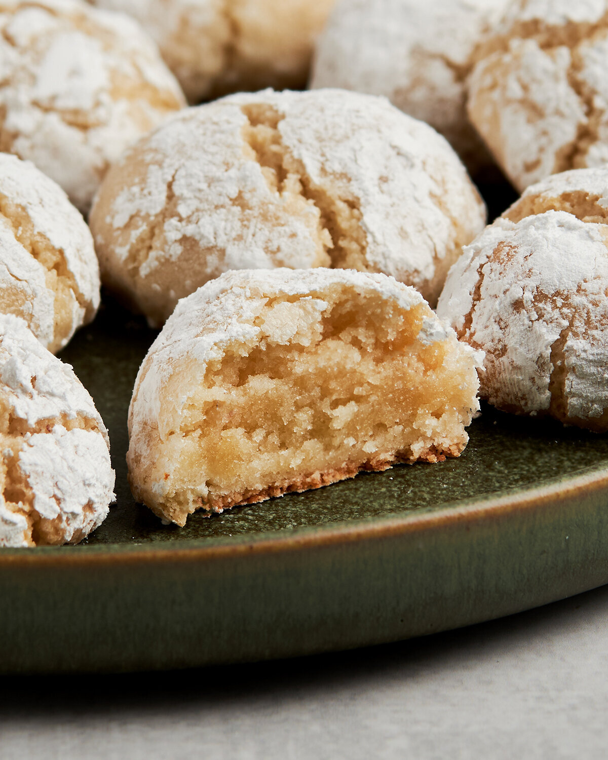almond cookies - hero 03