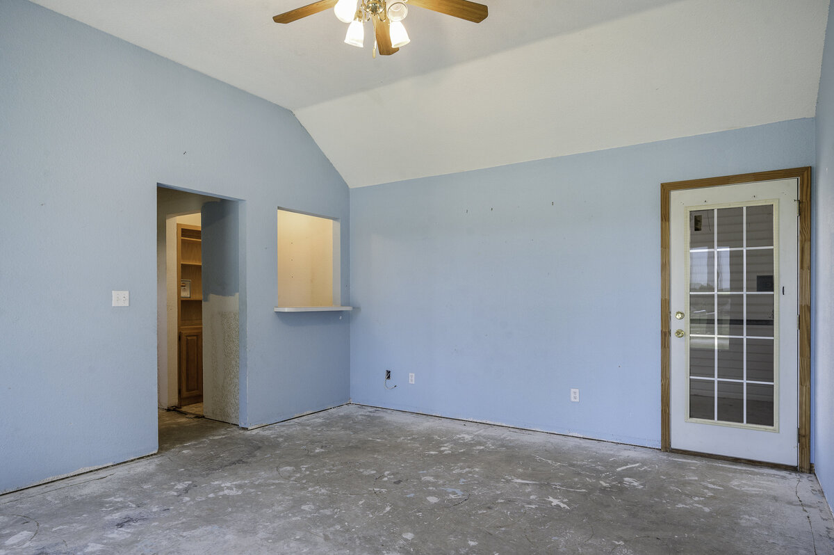 11087Chisum-12