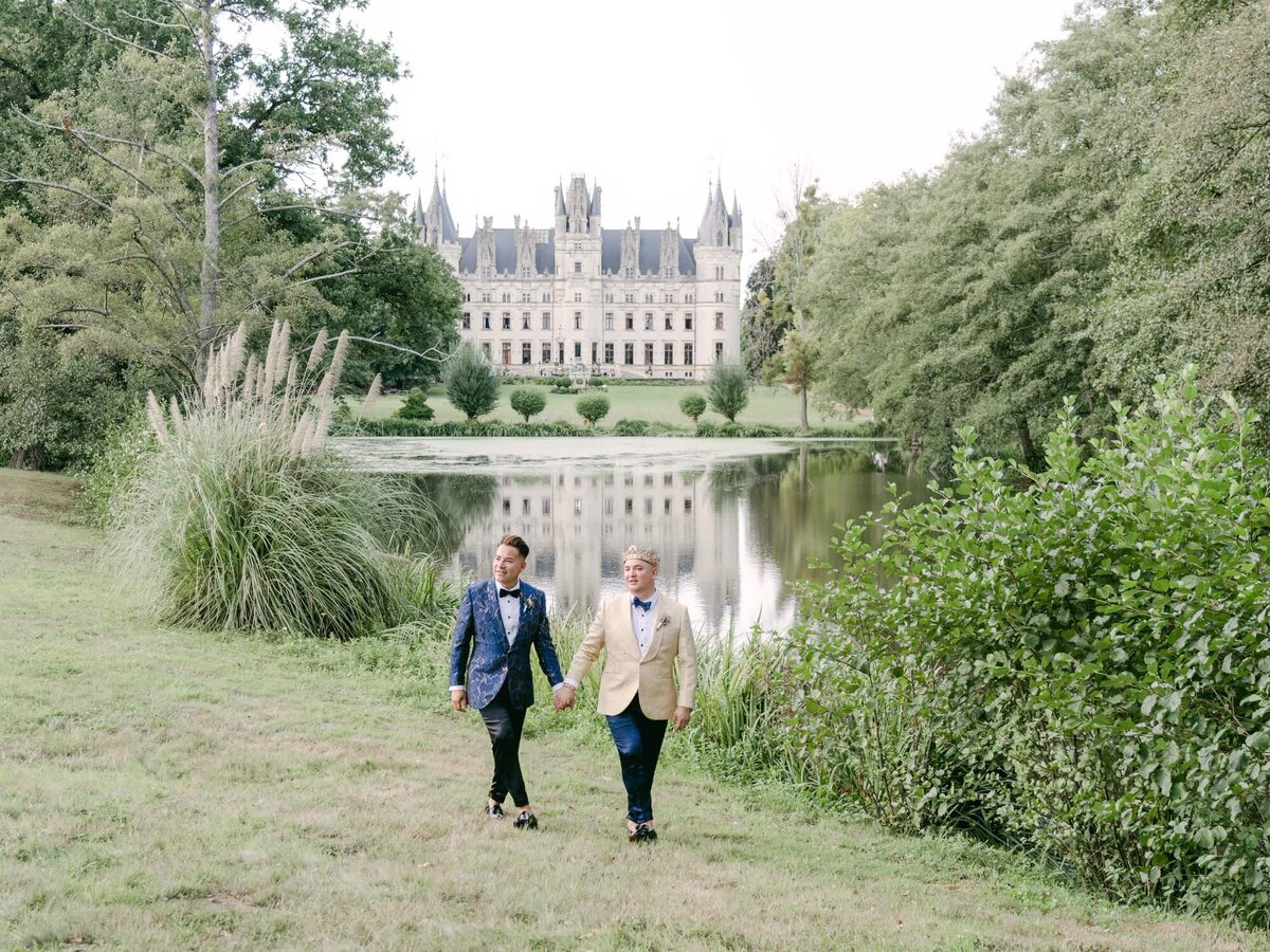 Destination wedding in France - Chateau Challain - Serenity Photography - 59