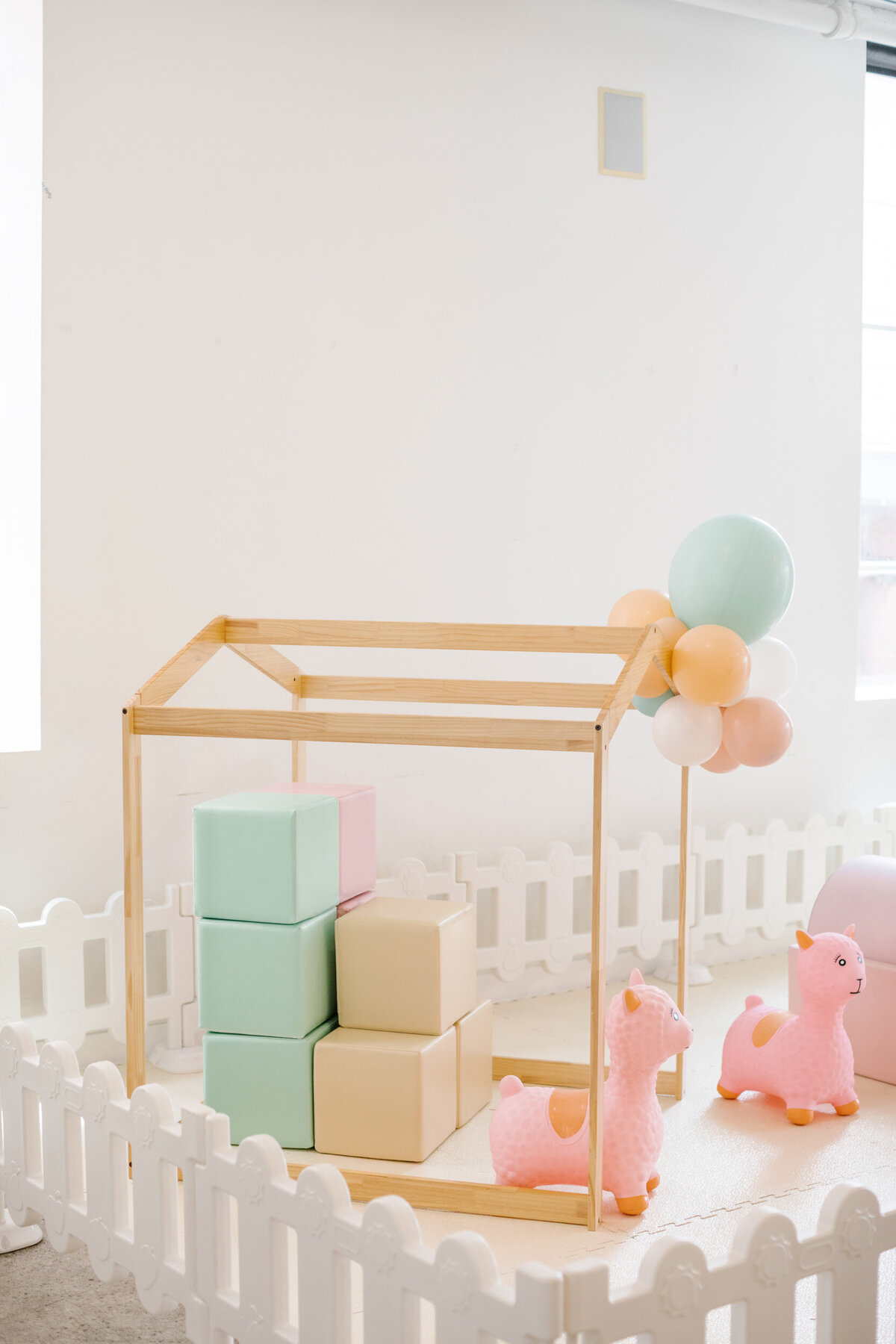 pirouette-paper-first-birthday-farm-animal-party-details 10