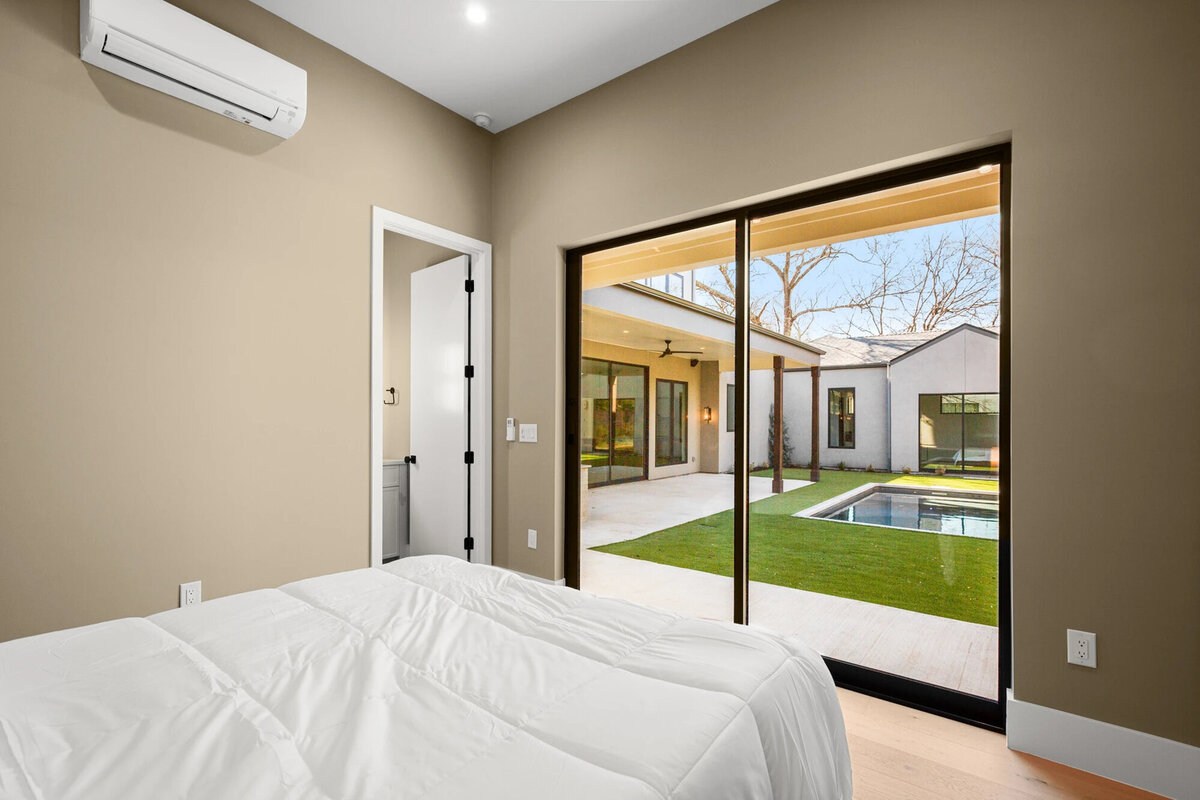 2404-sonora-court-bedroom-4