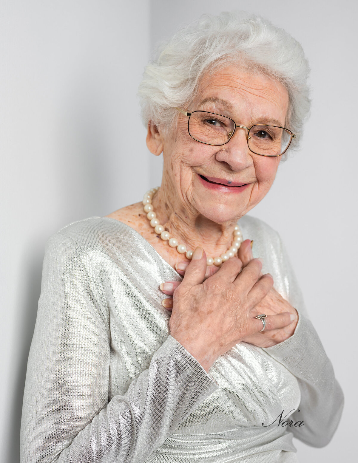 40 Over 40 by Leslie Q  Photography - Elegant senior portrait