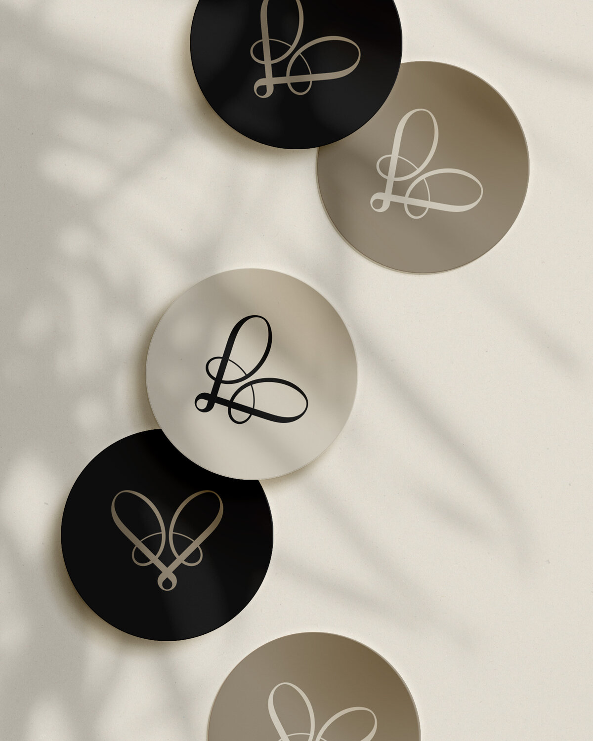 Loué stickers – logo in diverse kleuren