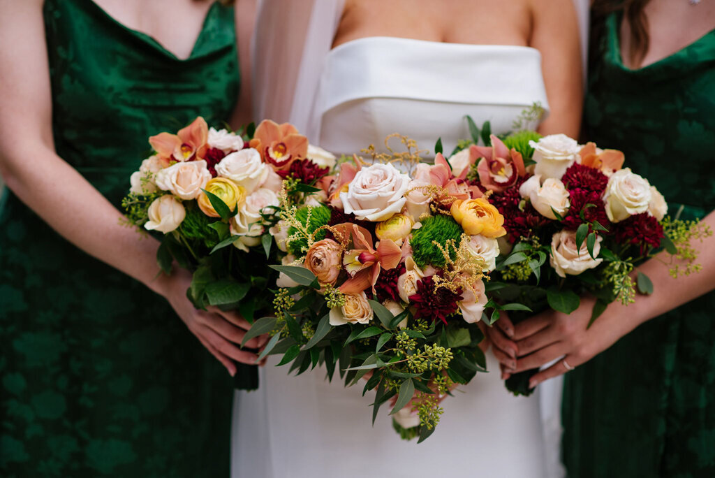 M2S Photography, timeless and elegant wedding photographer in Calgary, Alberta. Featured on the Bronte Bride Vendor Guide.