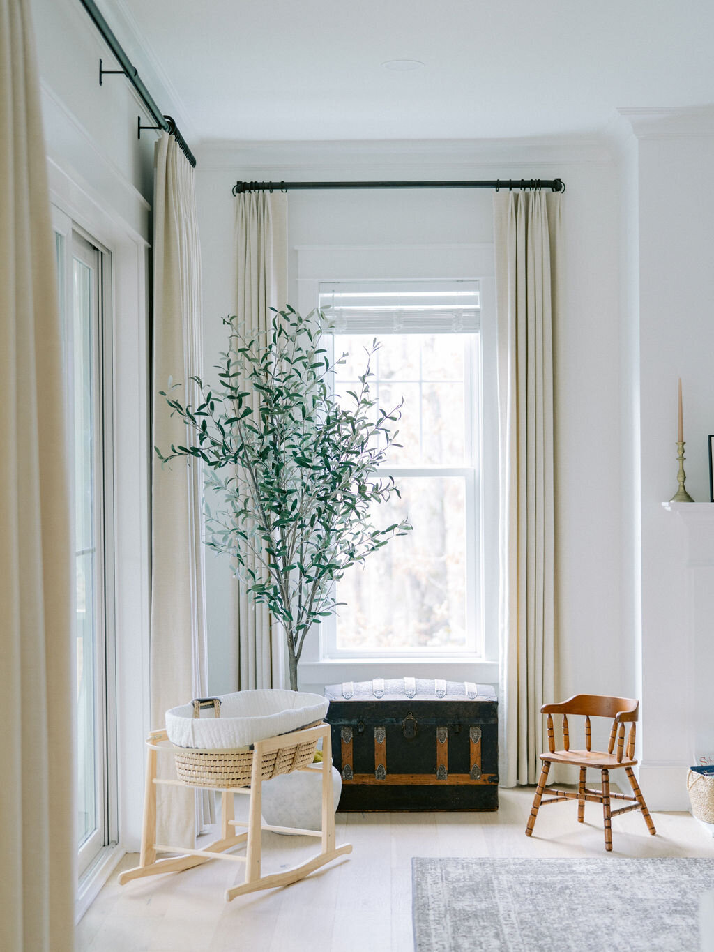 NikkiSanterre_AkinsTwinsHeirloomPreview-1