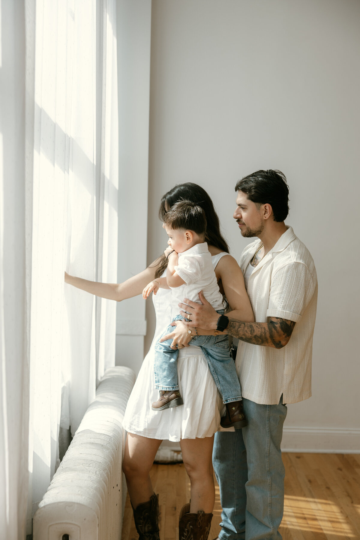 Abigail Anne Photography Storytelling Wedding Photographer in Colorado and Chicago — Family Photo 16