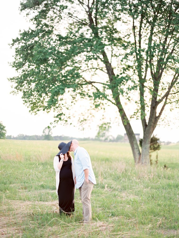 Rebekah_Emily_Photography_Romantic_Fine_Art_DC_Manor_Hybrid_Wedding_Photographer_0086
