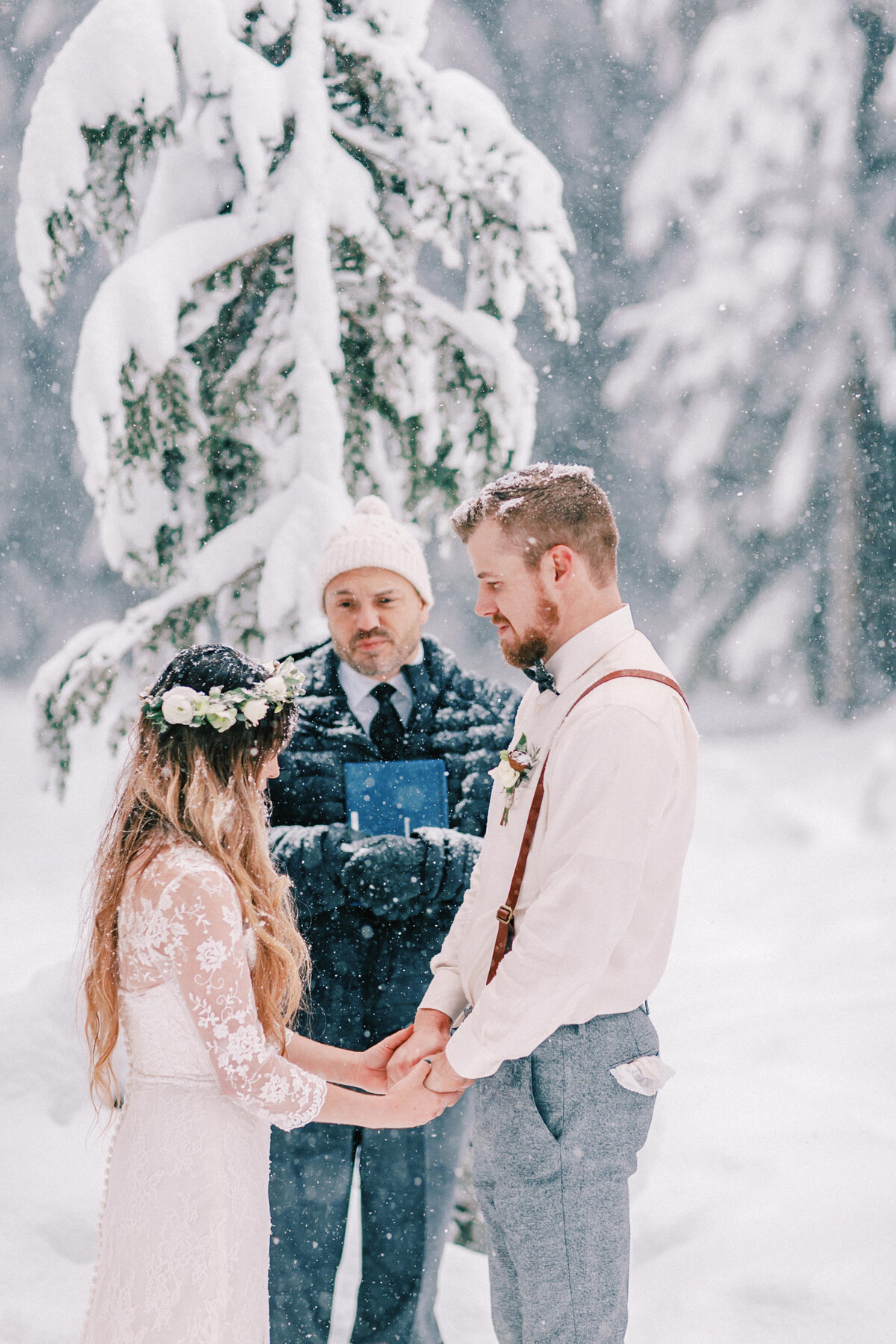 Winter Mount Hood Wedding, Rachel Howerton Photography (23)