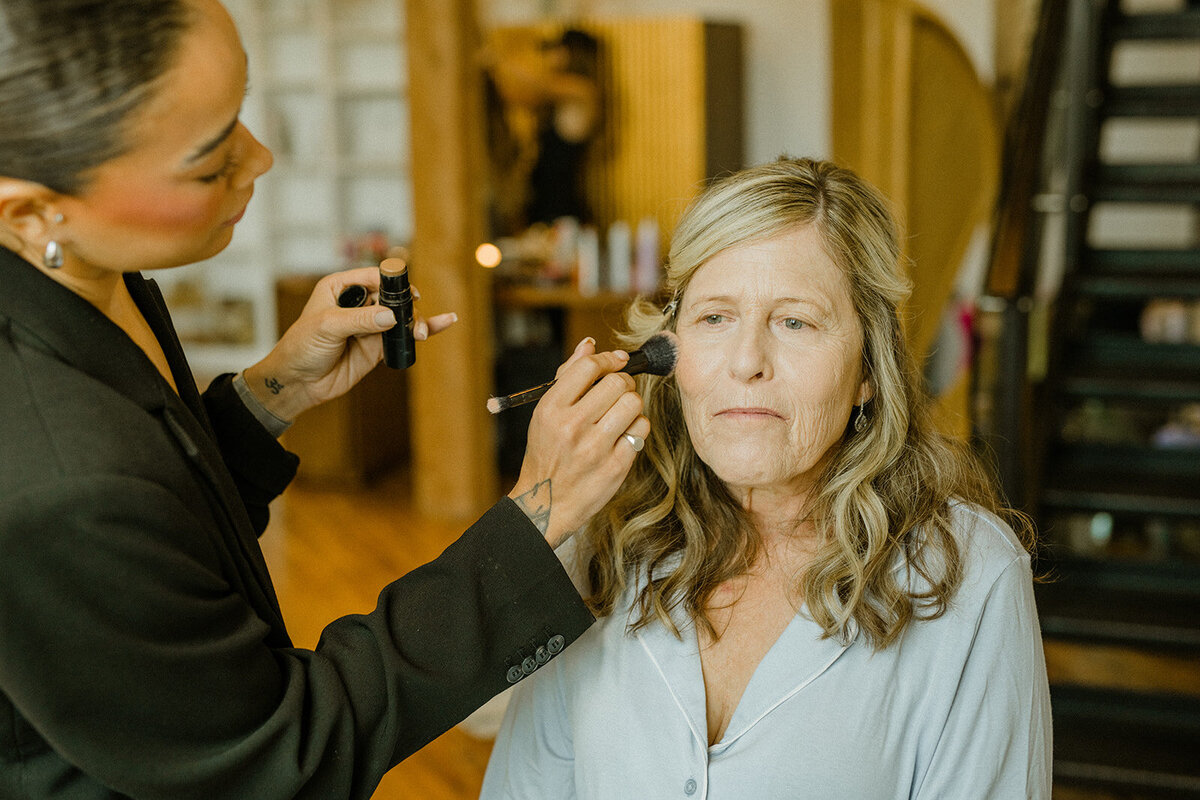 a-toronto1880-wedding-getting-ready-lovt-studio-the-symes-