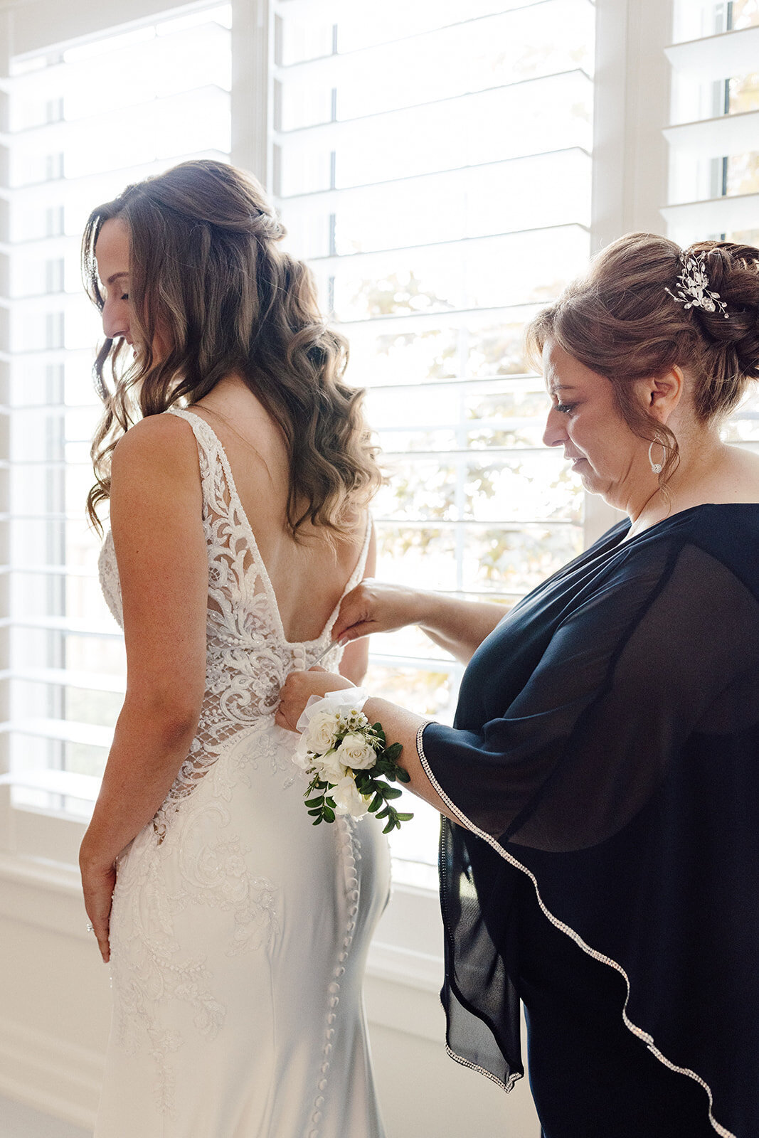 Emily and Dan - St. Catharines Wedding - Photos by Split Rail Studios0144