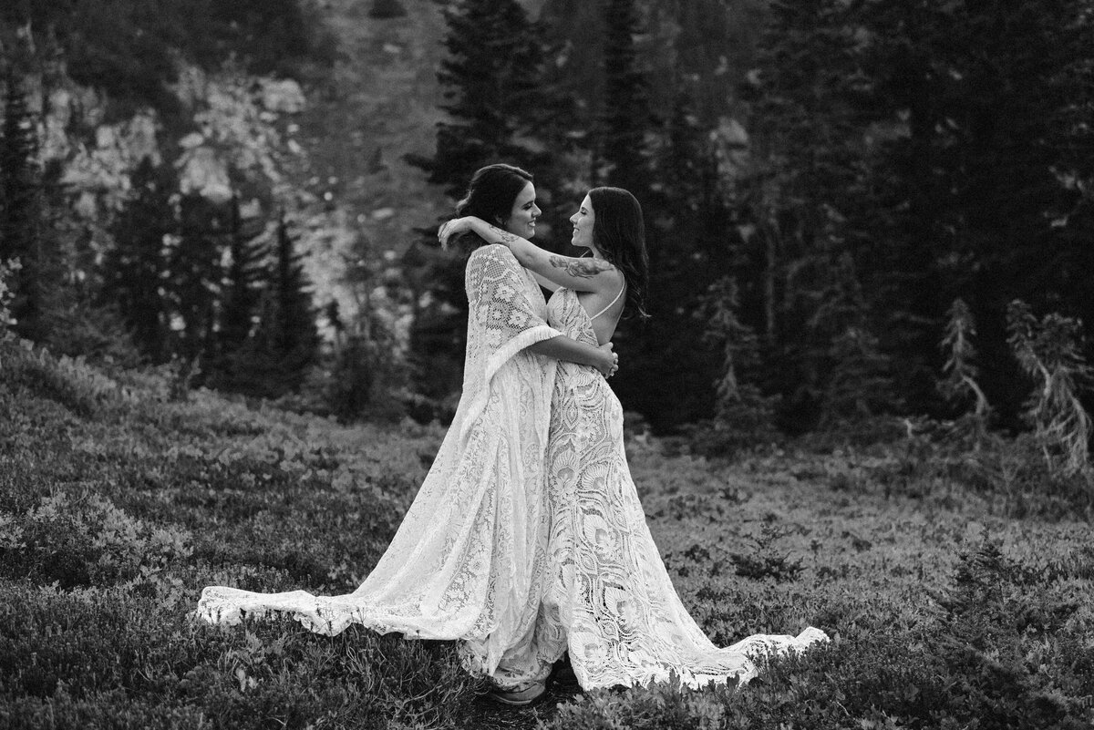 A couple embracing in the fields of Washington