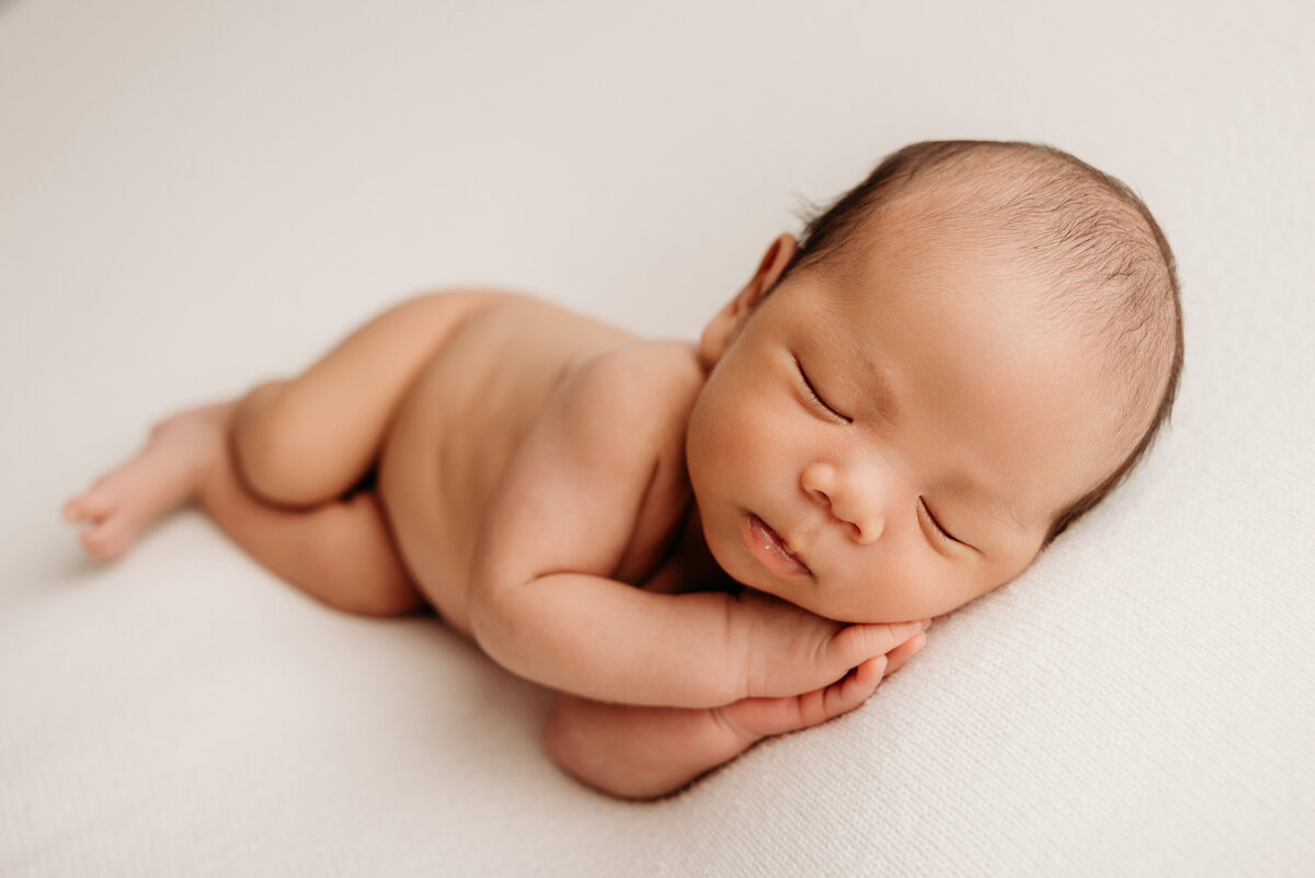 DamienNewborn-12_33697281