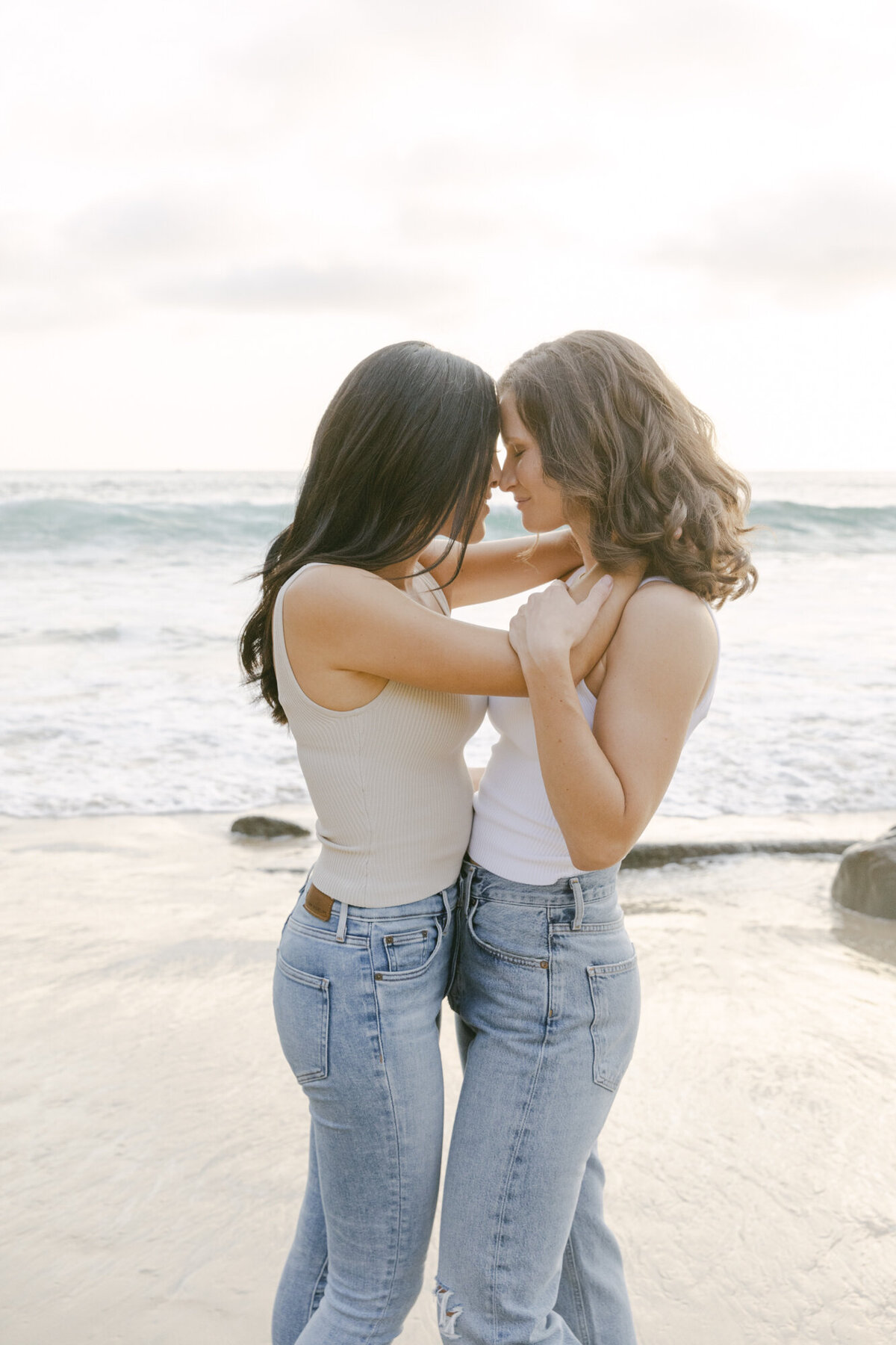 PERRUCCIPHOTO_LGBTQ_BEACH_ENGAGEMENT_4