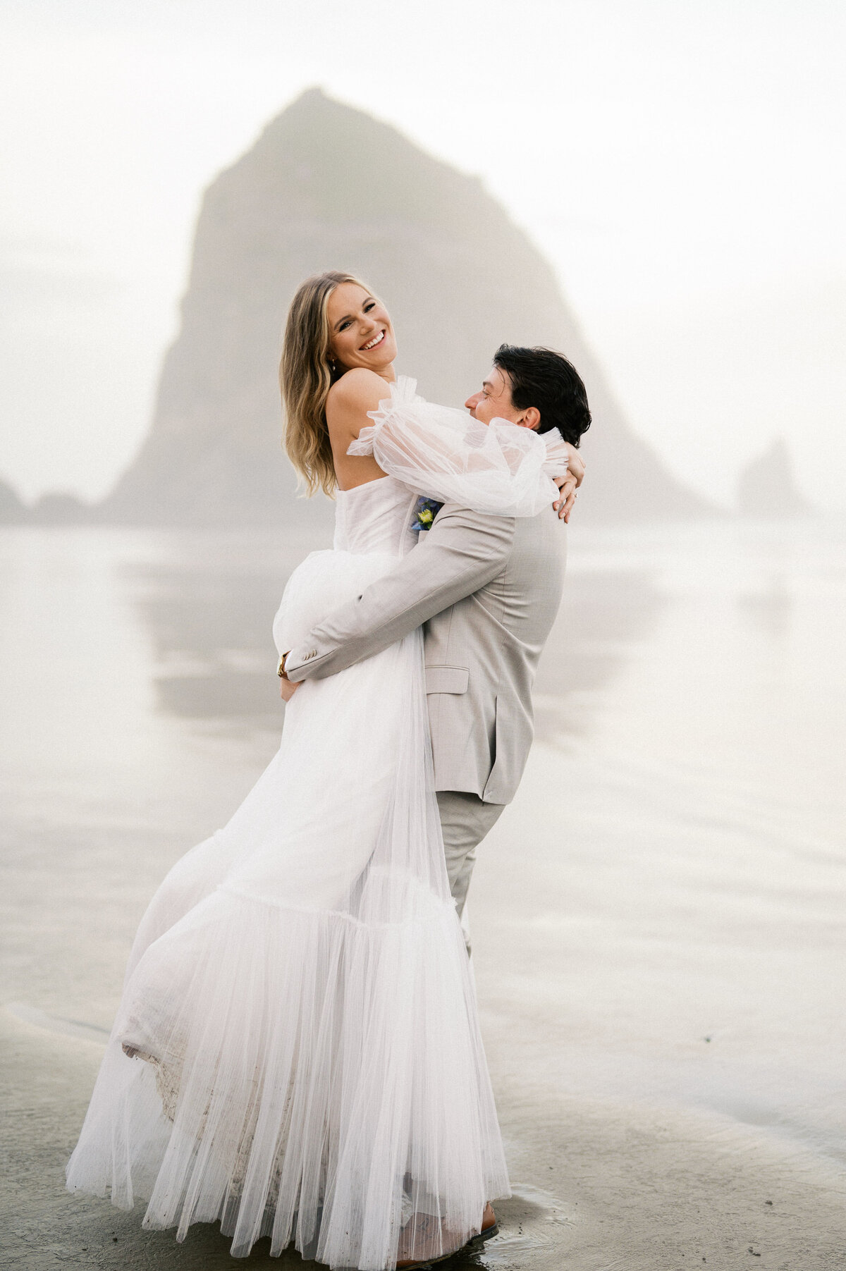 oregon-elopement-photographer-8