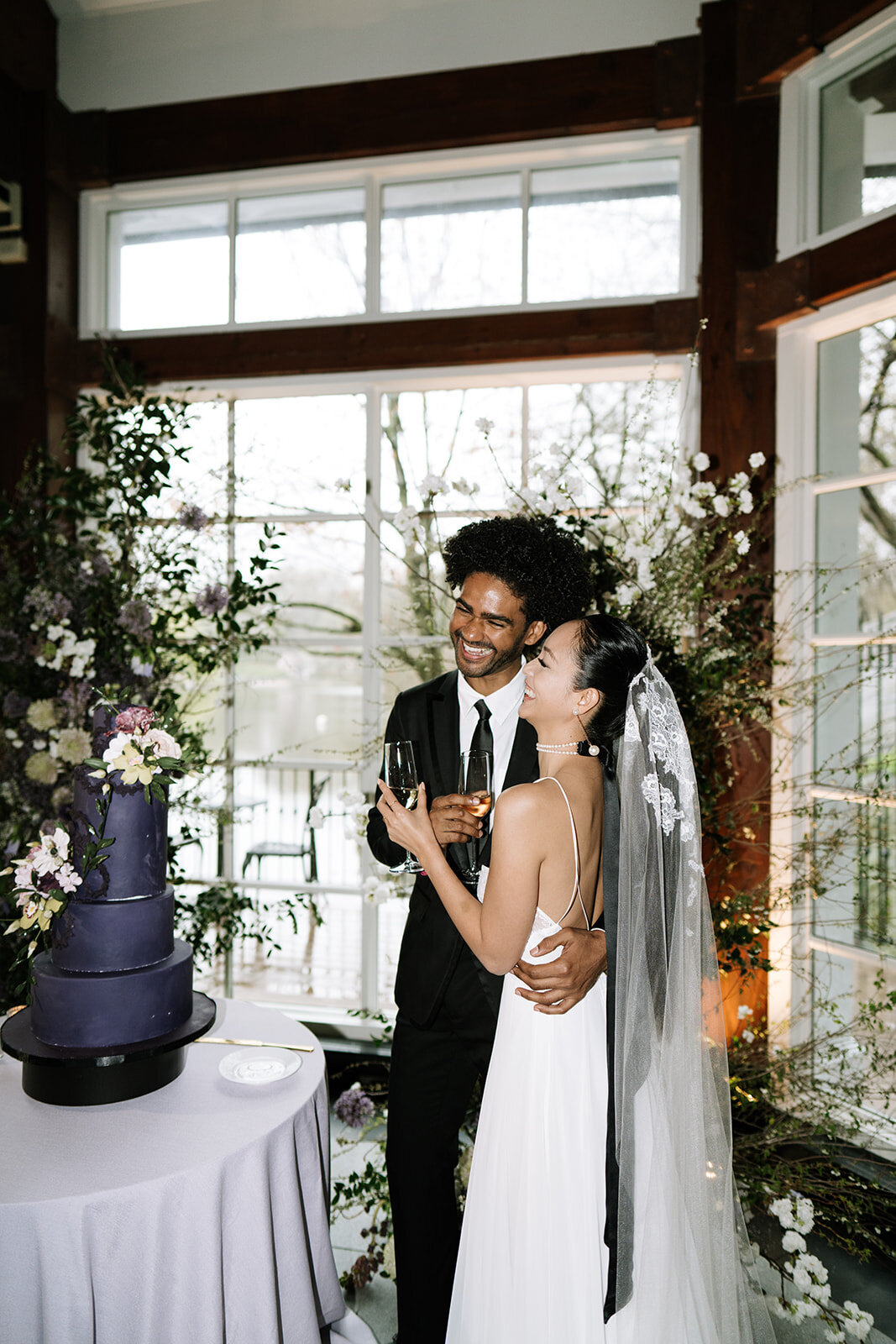 Danielle-Aisling_New_York_City_Central_Park_Boathouse_Wedding-182