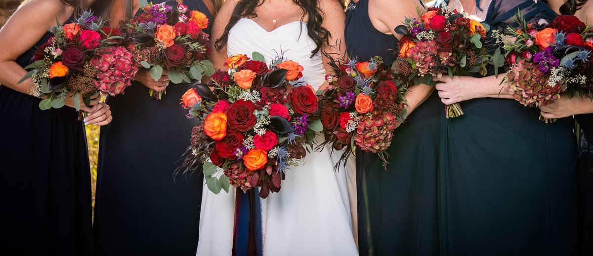 BRIDESMAIDS AND BRIDE MIXED RED ORANGE ROSE HYDRANGEA BOUQUETS