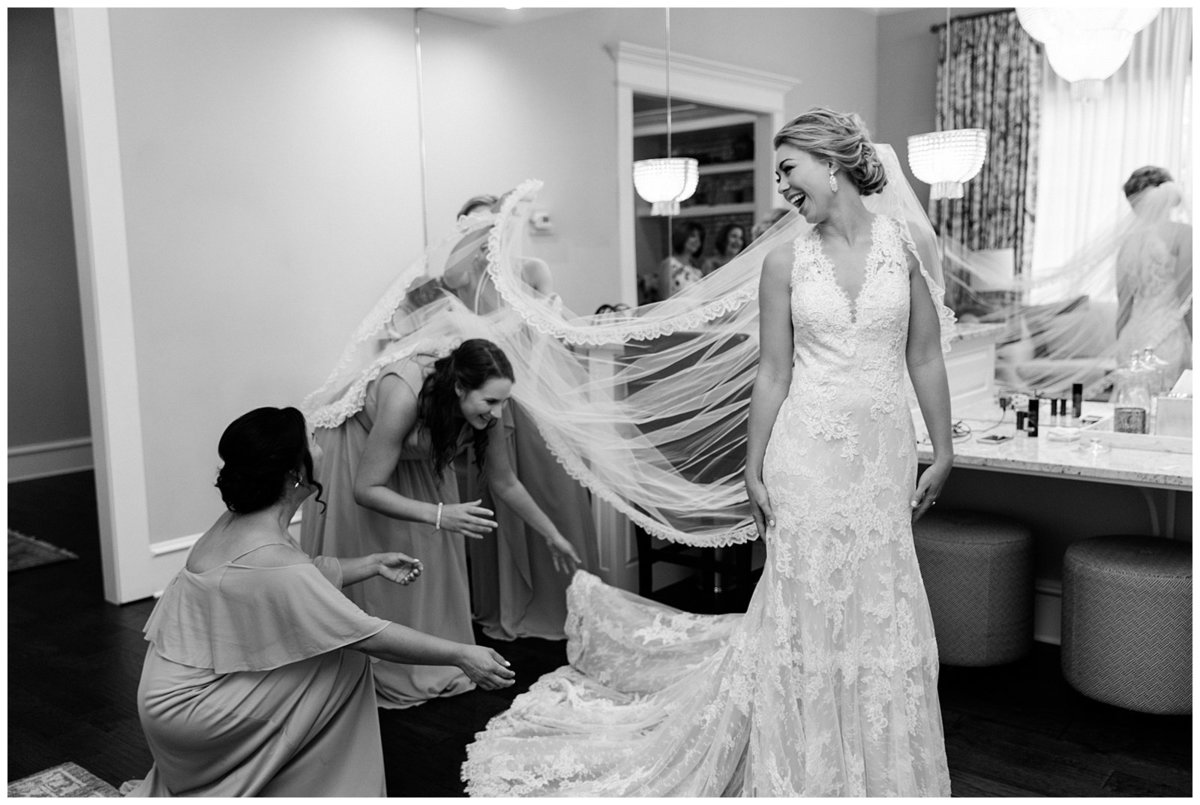 Milestone-Denton-Wedding-by-Dallas-Photographer-Julia-Sharapova_0045