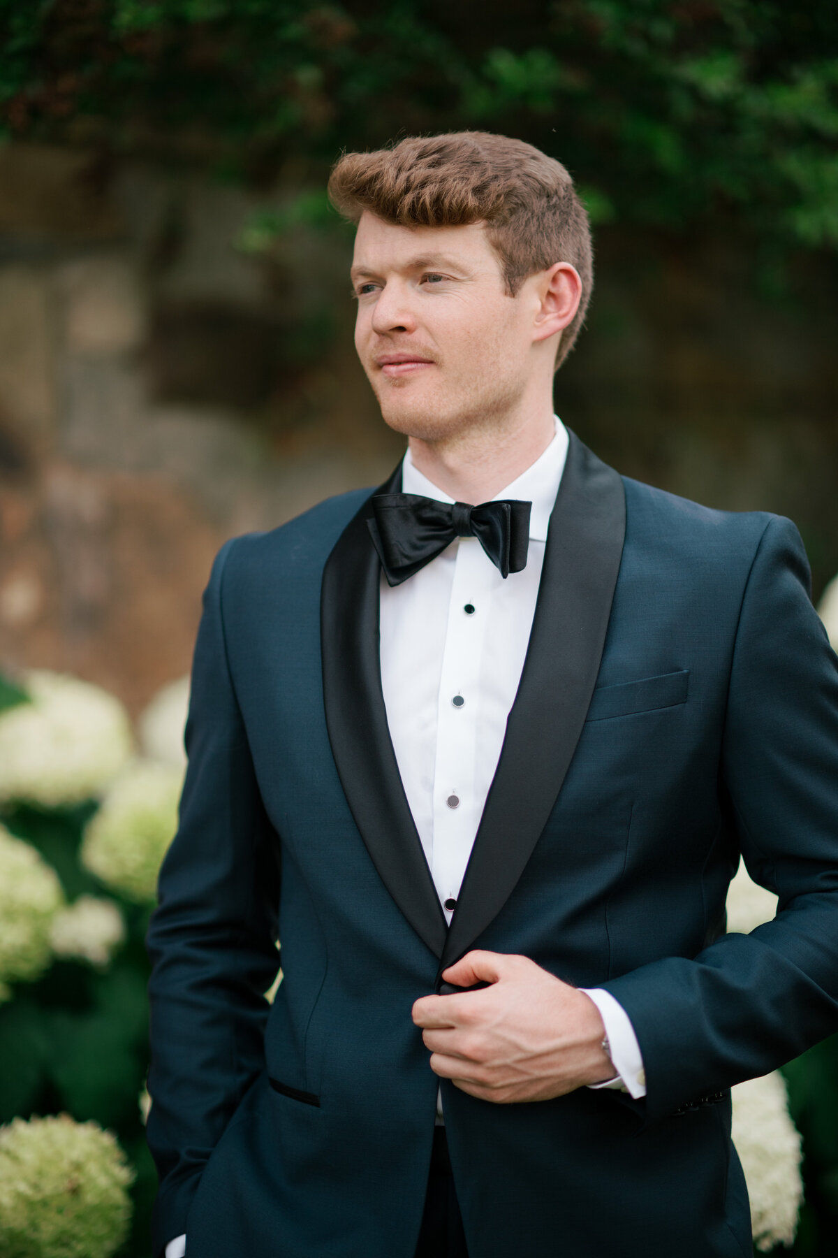 Early-Mountain-Vineyard-Wedding-by-Kiyah-C-Photography-Emma-Rye-201