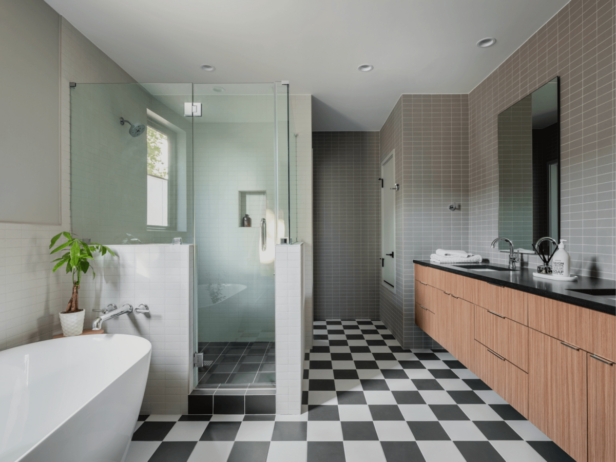 Bathroom_Renovation_Ruby_Cloutier