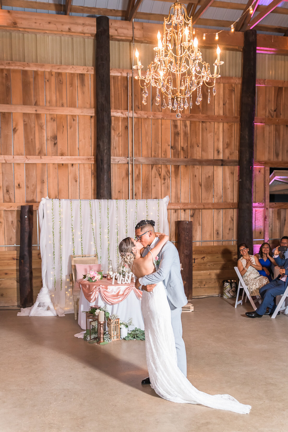 8. Reception_194