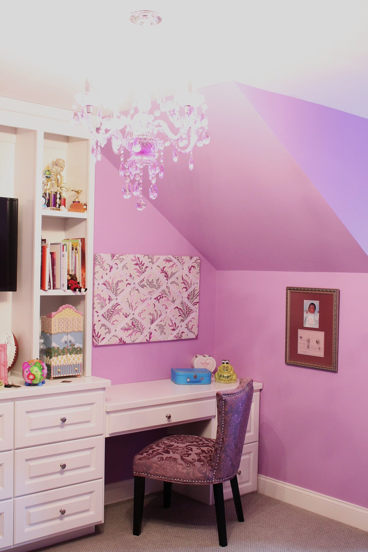 Bedeckers Fine Art & Interiors - Kristine Gregory (14)