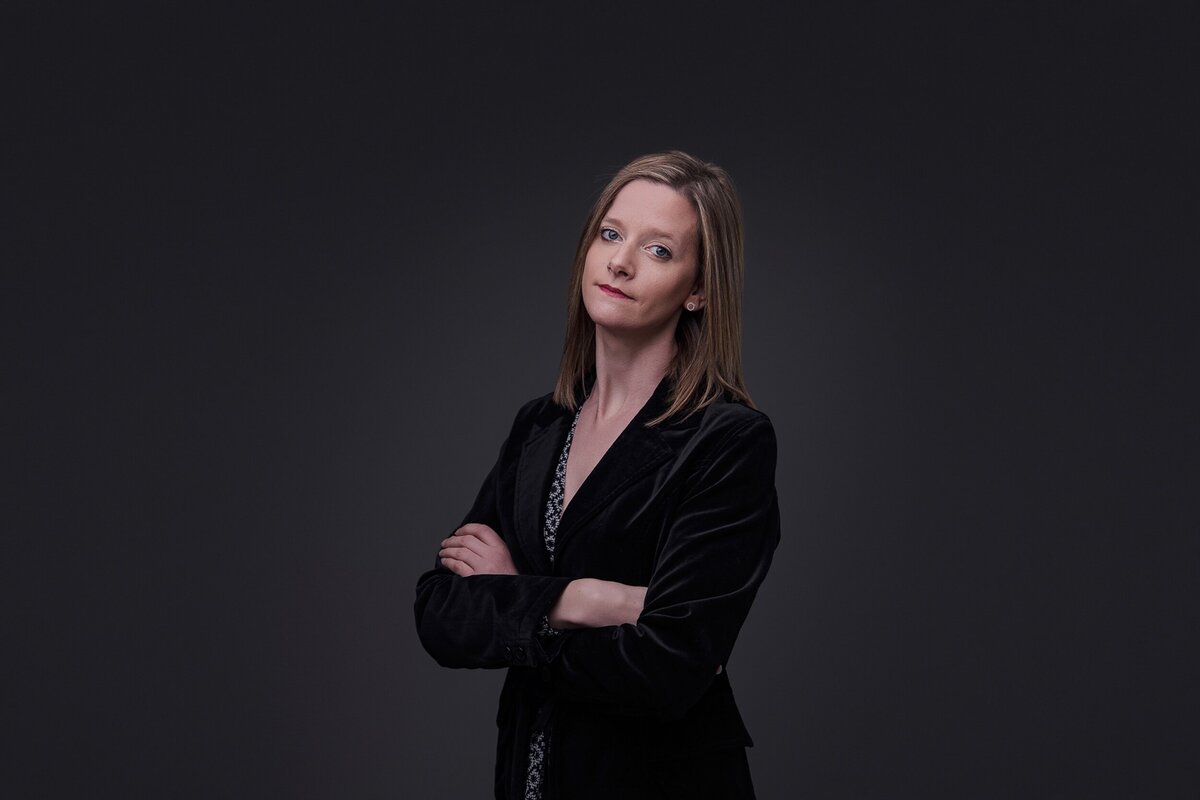 portrait professionnel pour femme en studio à Tours