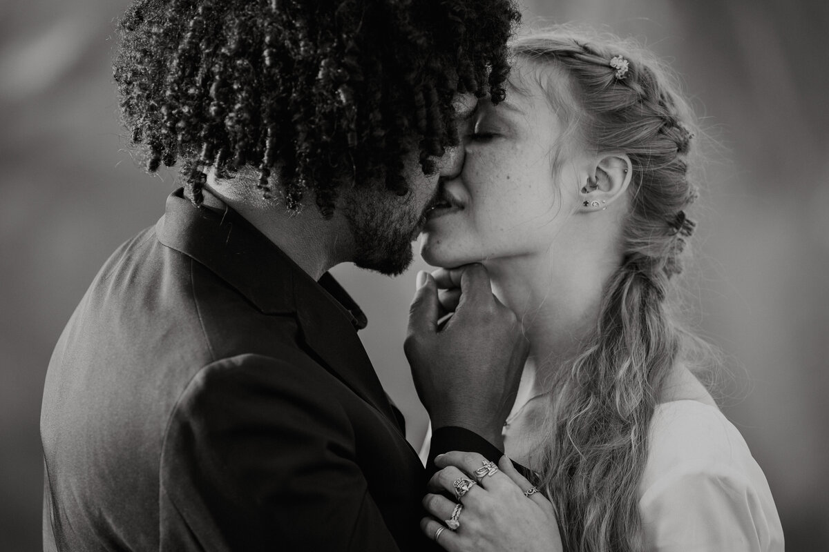 washington-mountaintop-firelookout-elopement-10